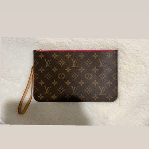 Neverfull pochette pivoine